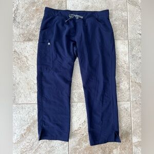 FIGS Women’s Kade Cargo Scrub Straight Leg Pants in Navy Blue, XL/P